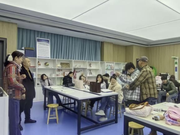 世界杯官网开展学前教育专业急救实操演练，强化实验室安全与应急能力