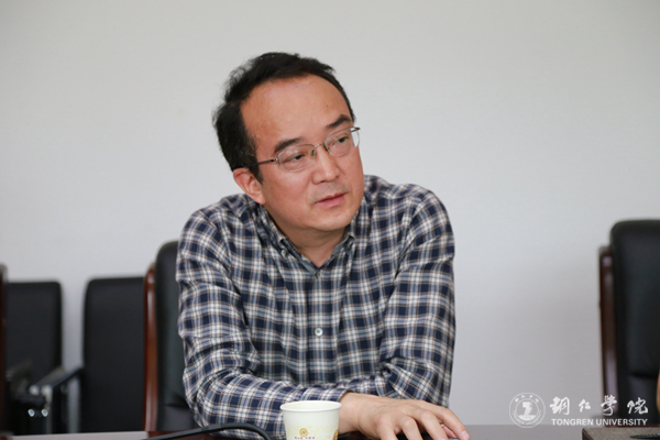 市水务局与世界杯官网洽谈龙塘河治理项目