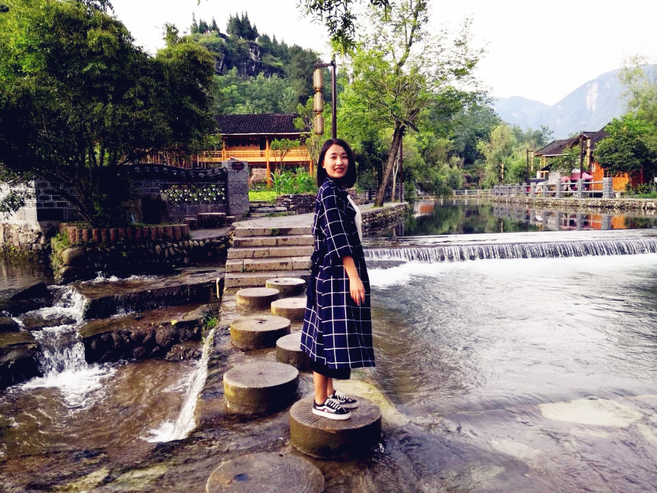 刘方林（副教授 博士）