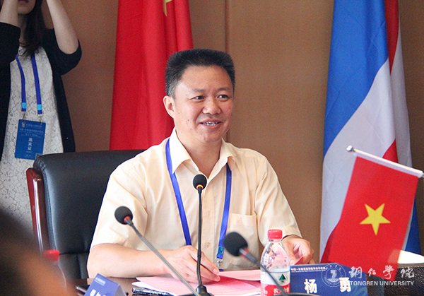 中国—东南亚“高校校长圆桌会议”在世界杯官网举行