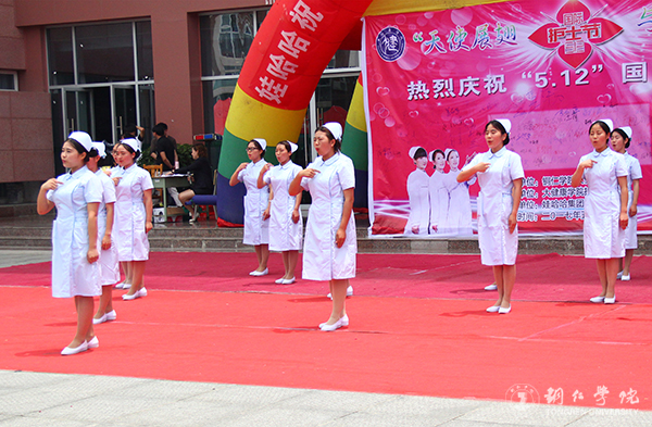 世界杯官网举办“5·12国际护士节”活动