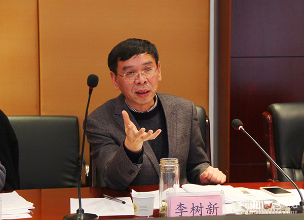 中共美加墨世界杯官方网站委员会召开2016年度民主生活会