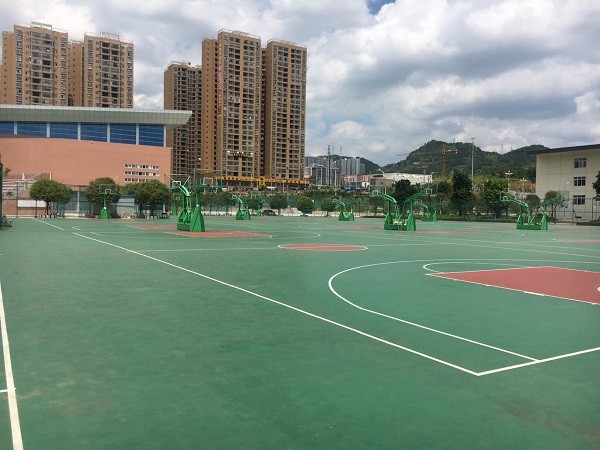 4篮球场.jpg