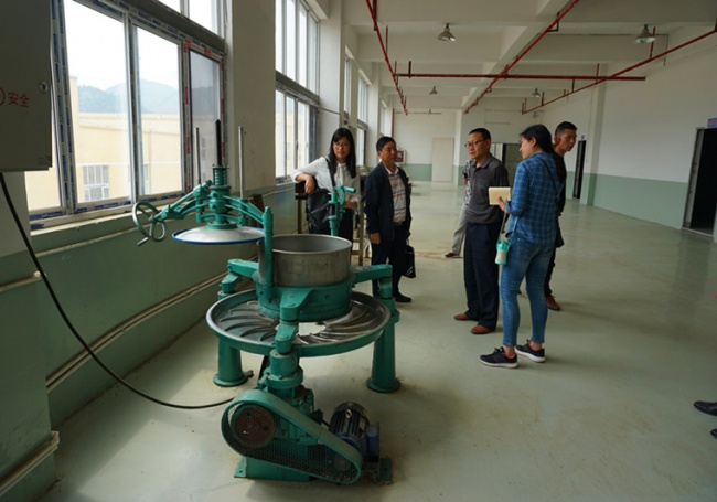 2 贵州恒达生物科技有限公司参观 (2)_副本.jpg