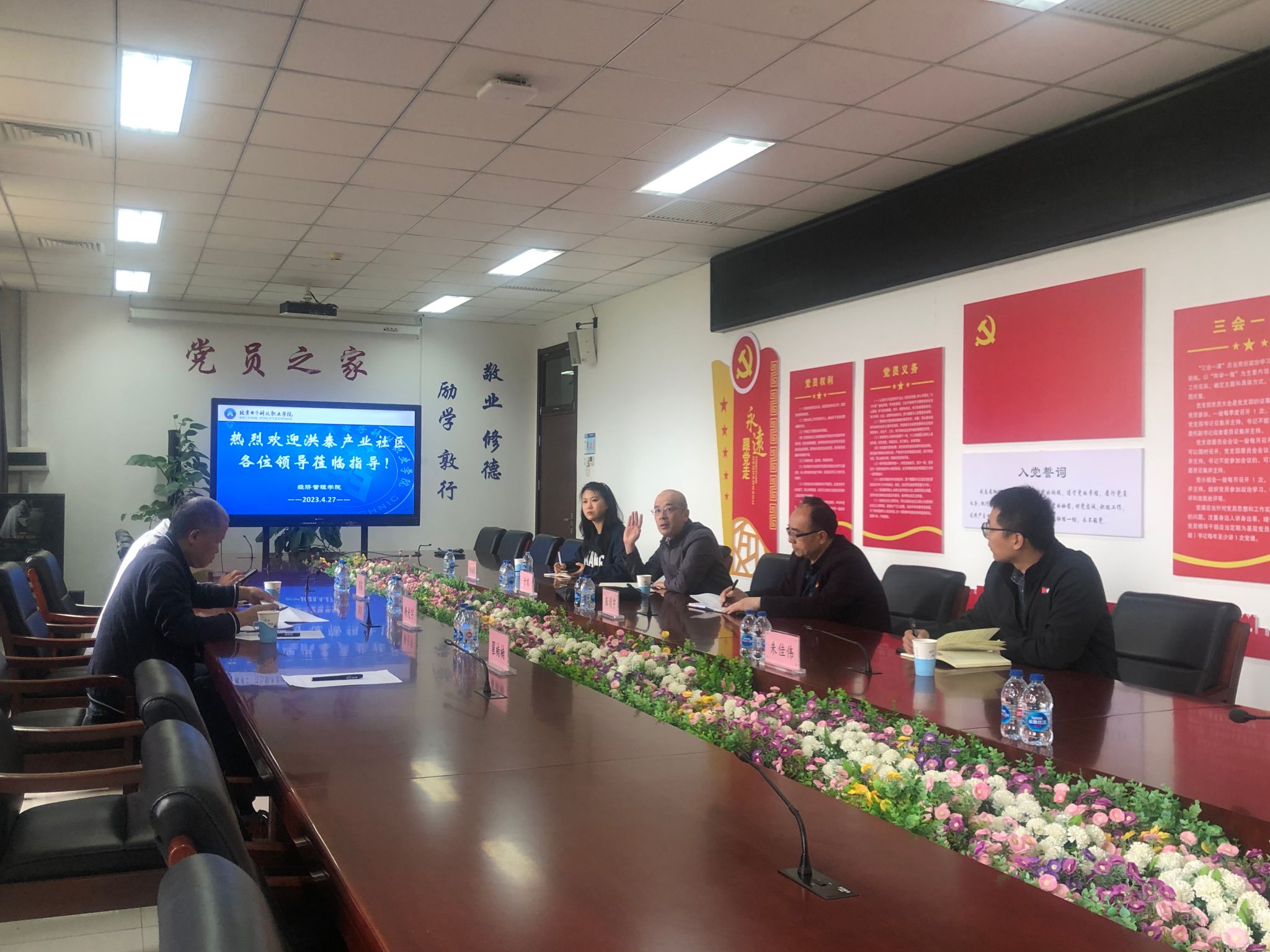 洪泰.jpg 洪泰.jpg