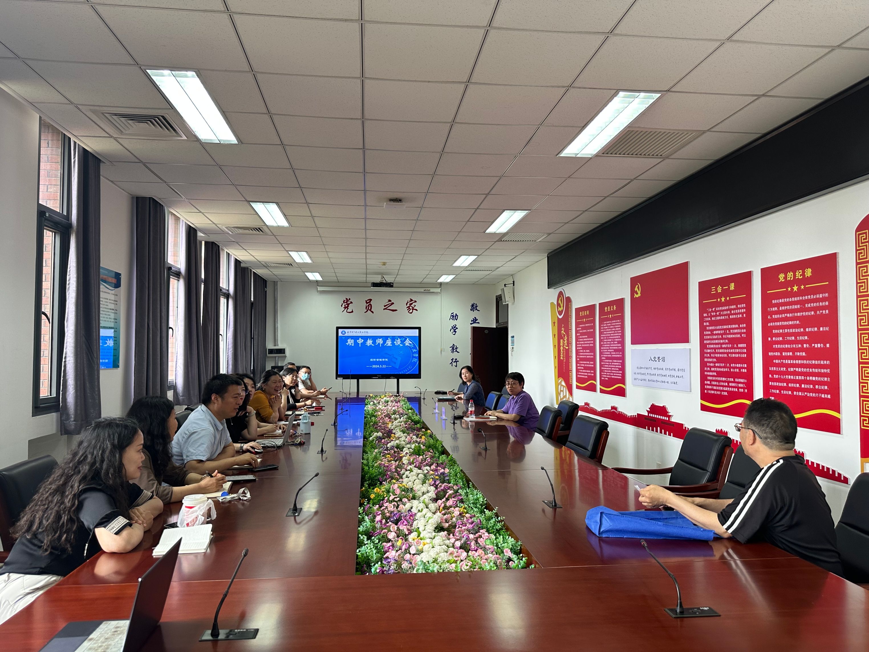 9193dd62fc6d32641ee885be04ef851.jpg 9193dd62fc6d32641ee885be04ef851.jpg