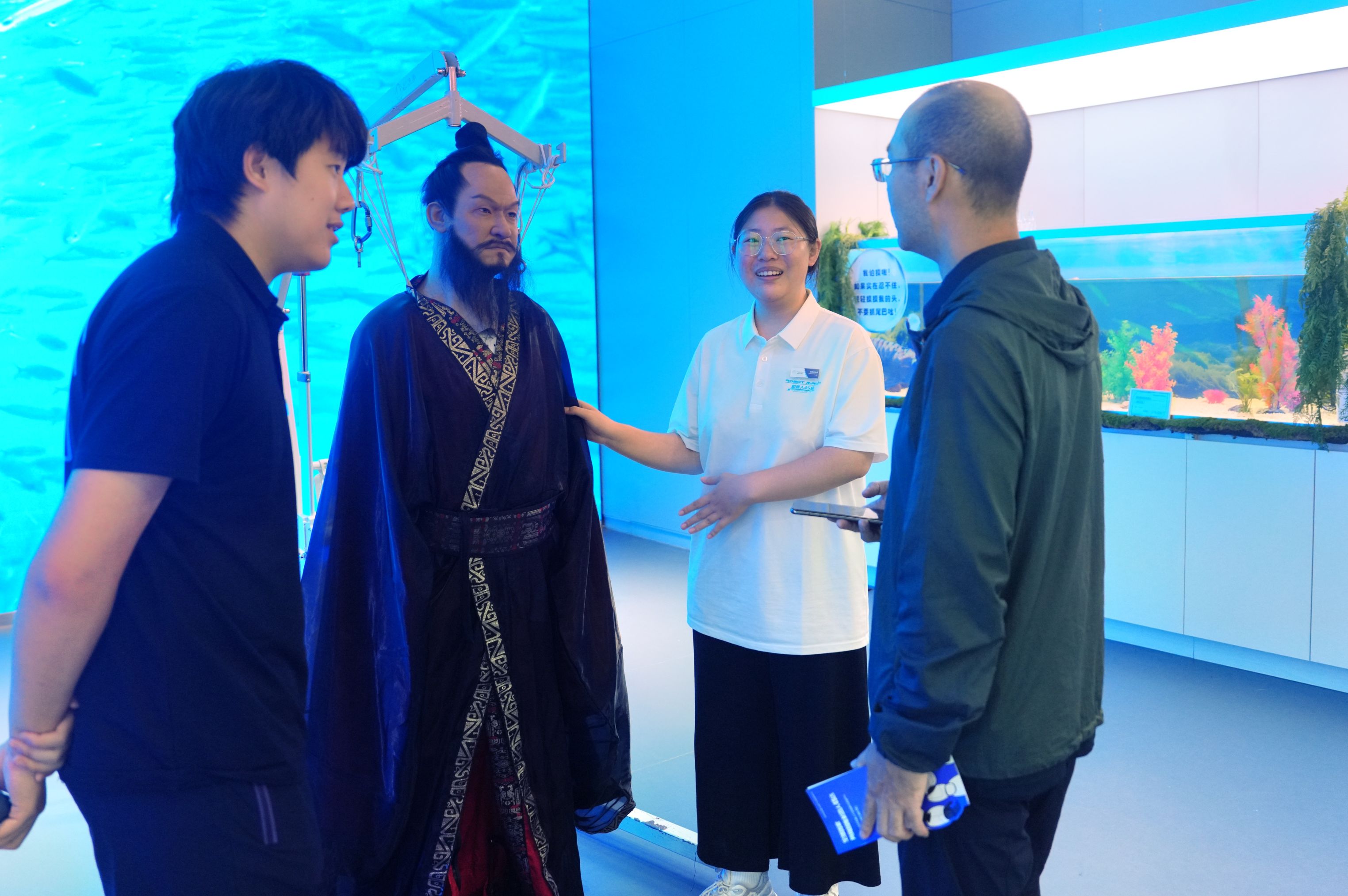 和冠欣250808-校企共建机器人新场景实训基地 5