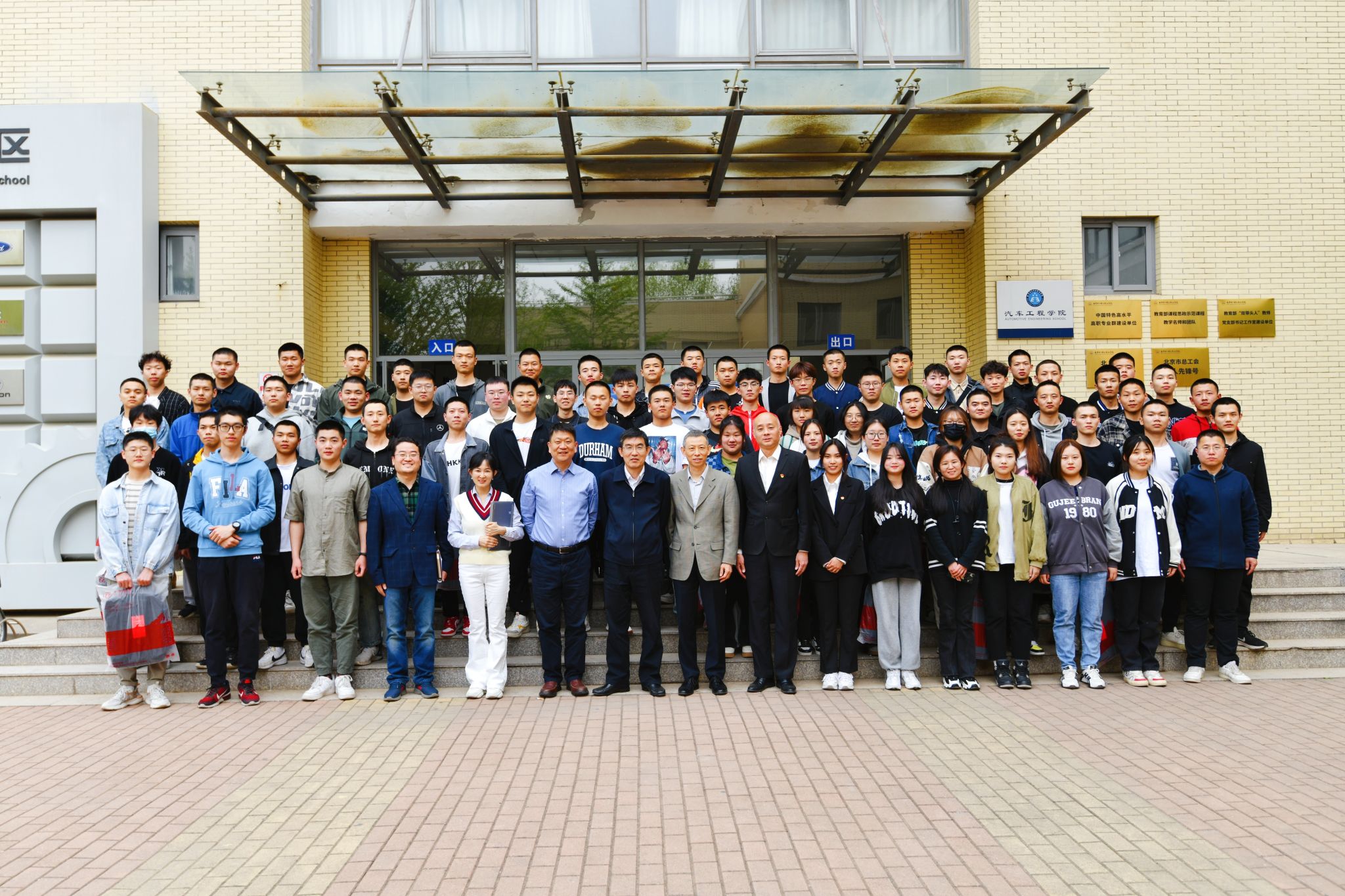 98dddfce0c143c958d50df831b407f4 98dddfce0c143c958d50df831b407f4.jpg