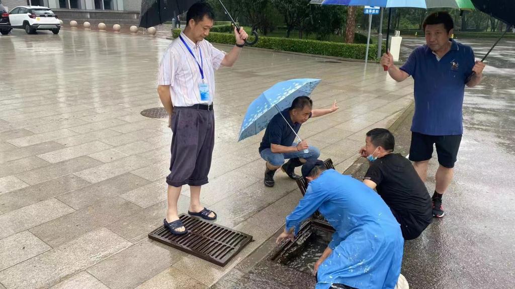 20220801-后勤基建处扎实做好暑期后勤服务保障工作 (7).jpg