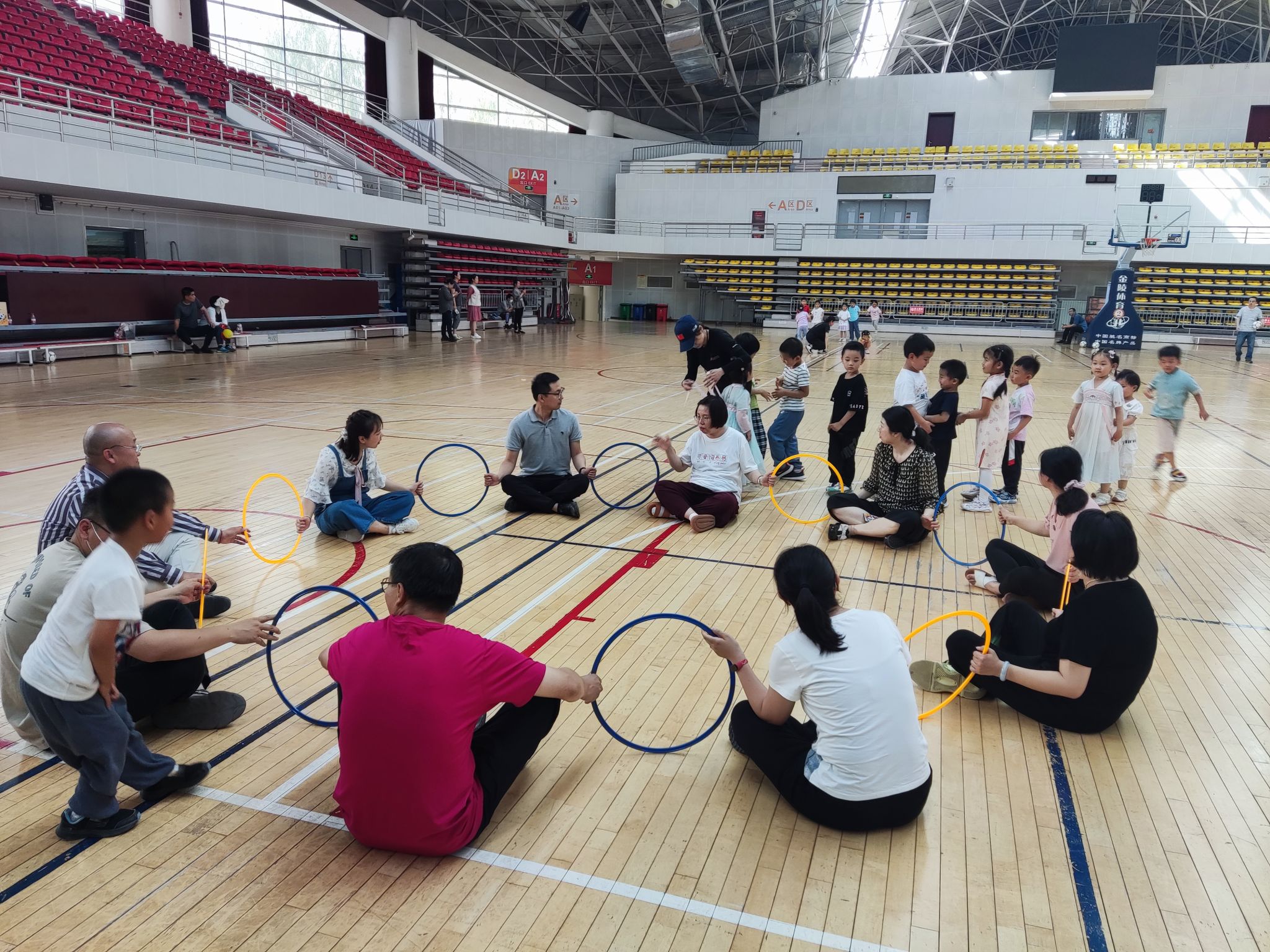 鲨鱼来了.jpg 鲨鱼来了.jpg