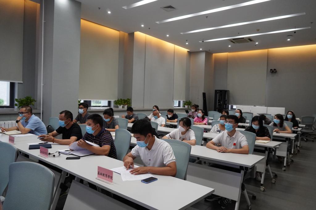 20220824-学校组织2022年秋季学期学生返校疫情防控应急演练 (10).jpg