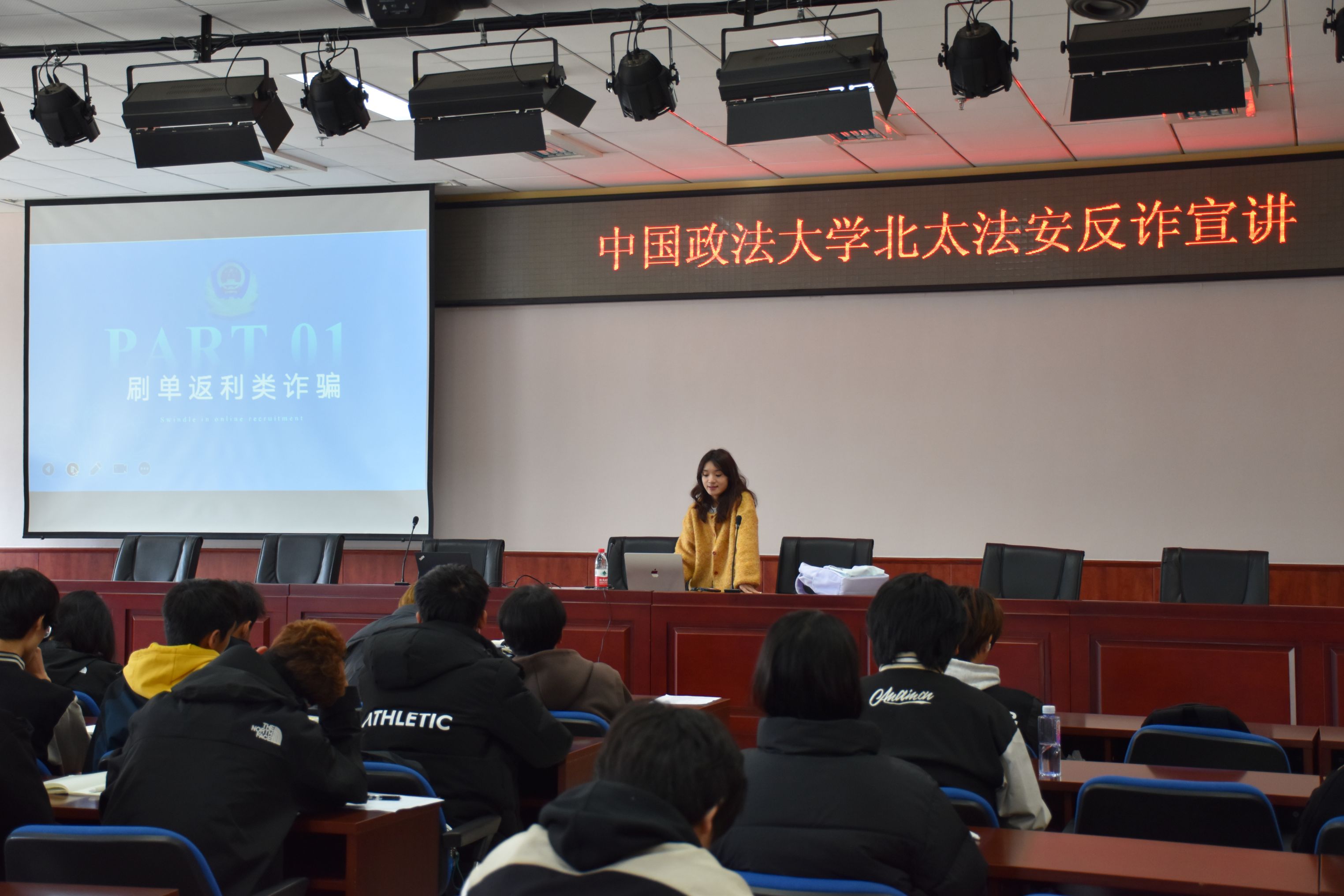 DSC_0249.JPG DSC_0249.JPG