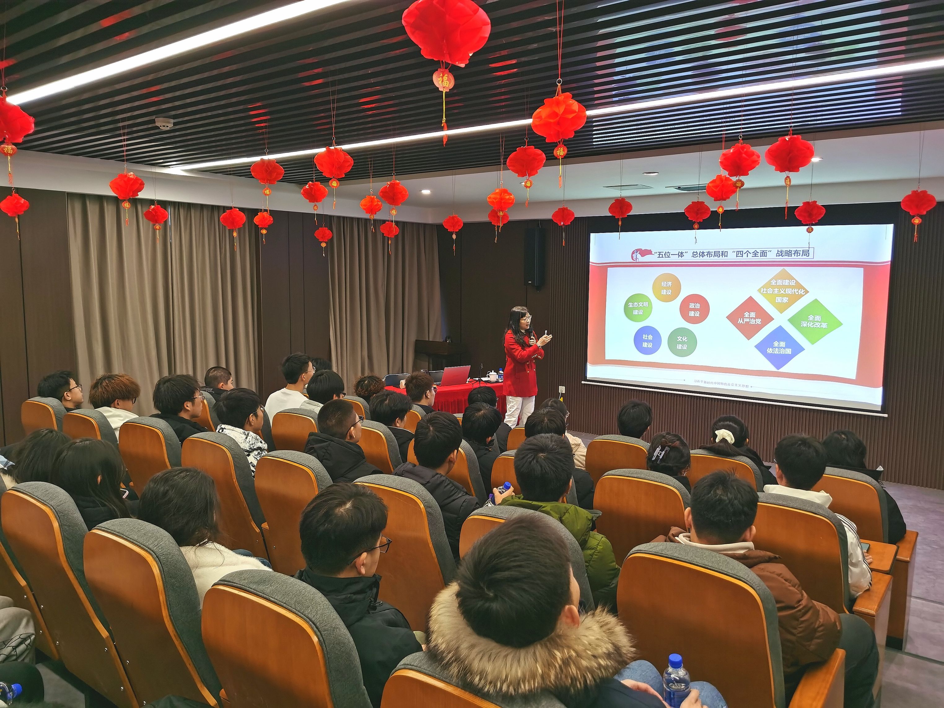 0110-中法大学参观3.jpg 0110-中法大学参观3.jpg