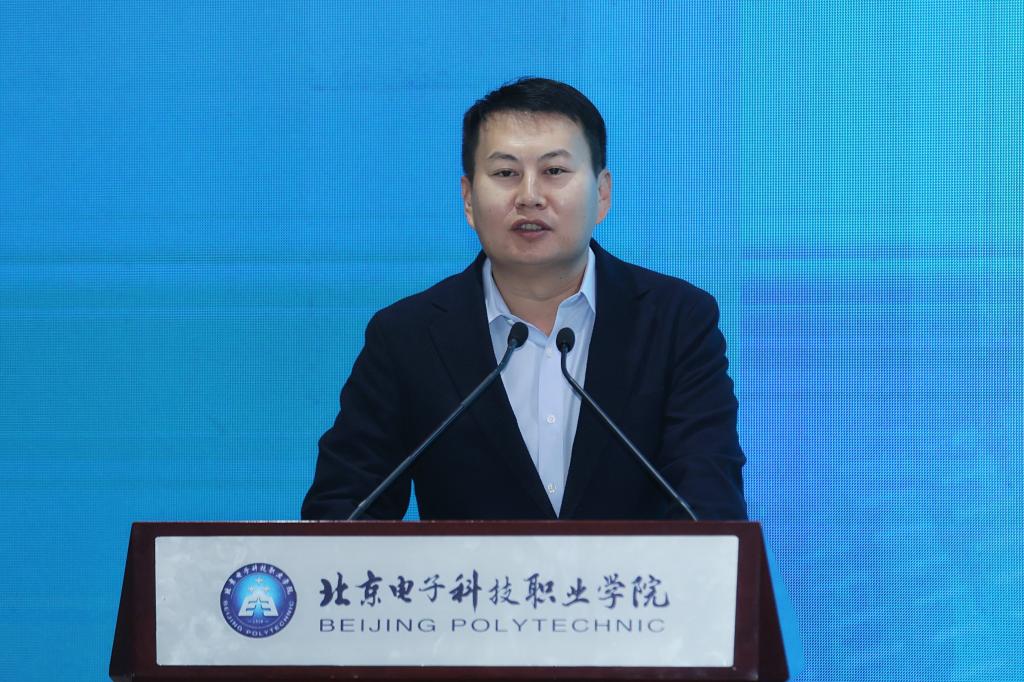 20221111-BEAT365和北京集创北方科技股份有限公司举行战略合作协议签约暨集成电路设计与测试中试基地竣工试产仪式 (7).jpg