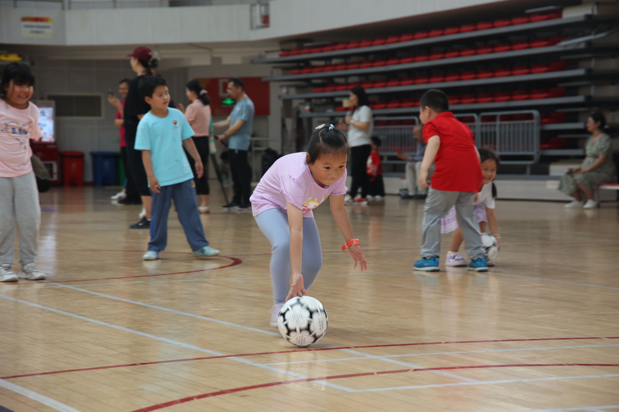 赶猪跑.jpg 赶猪跑.jpg