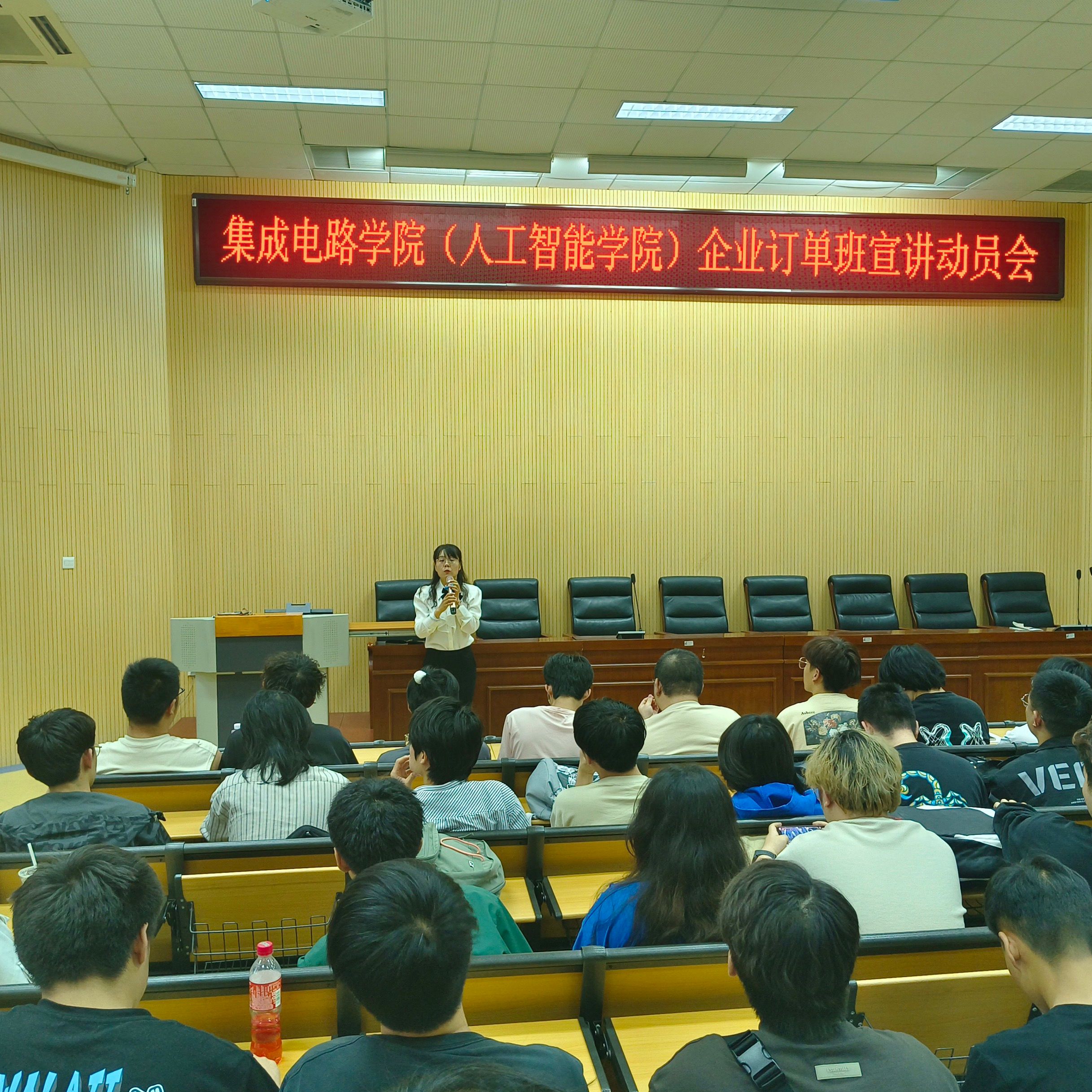 12a5855323d21ffbf087b40a8835586.jpg 12a5855323d21ffbf087b40a8835586.jpg