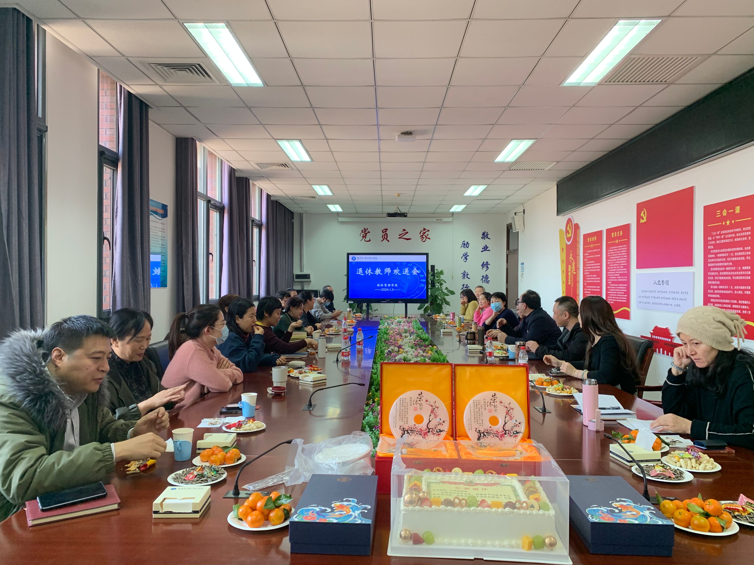 27b59b8c8894580c637bf67875d2292.jpg 27b59b8c8894580c637bf67875d2292.jpg