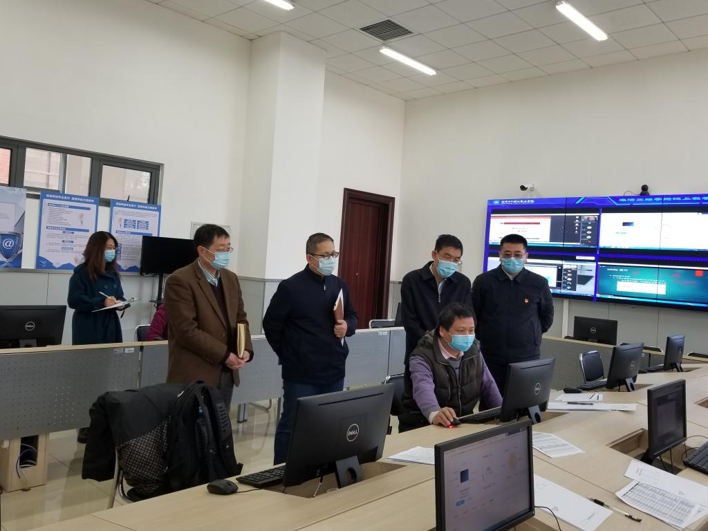 20220323-学校开展“四不两直”线上教学巡查 3.jpg