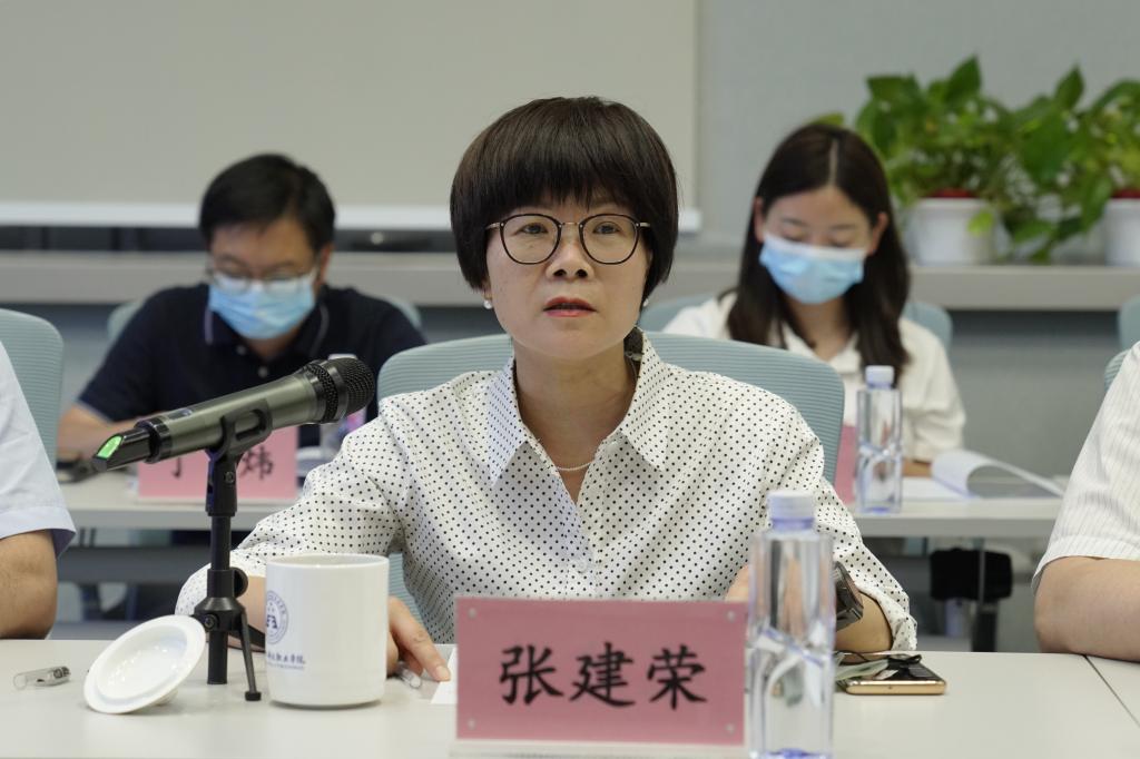 20220901-学校开展2022年秋季学生返校疫情防控应急演练 (9).jpg