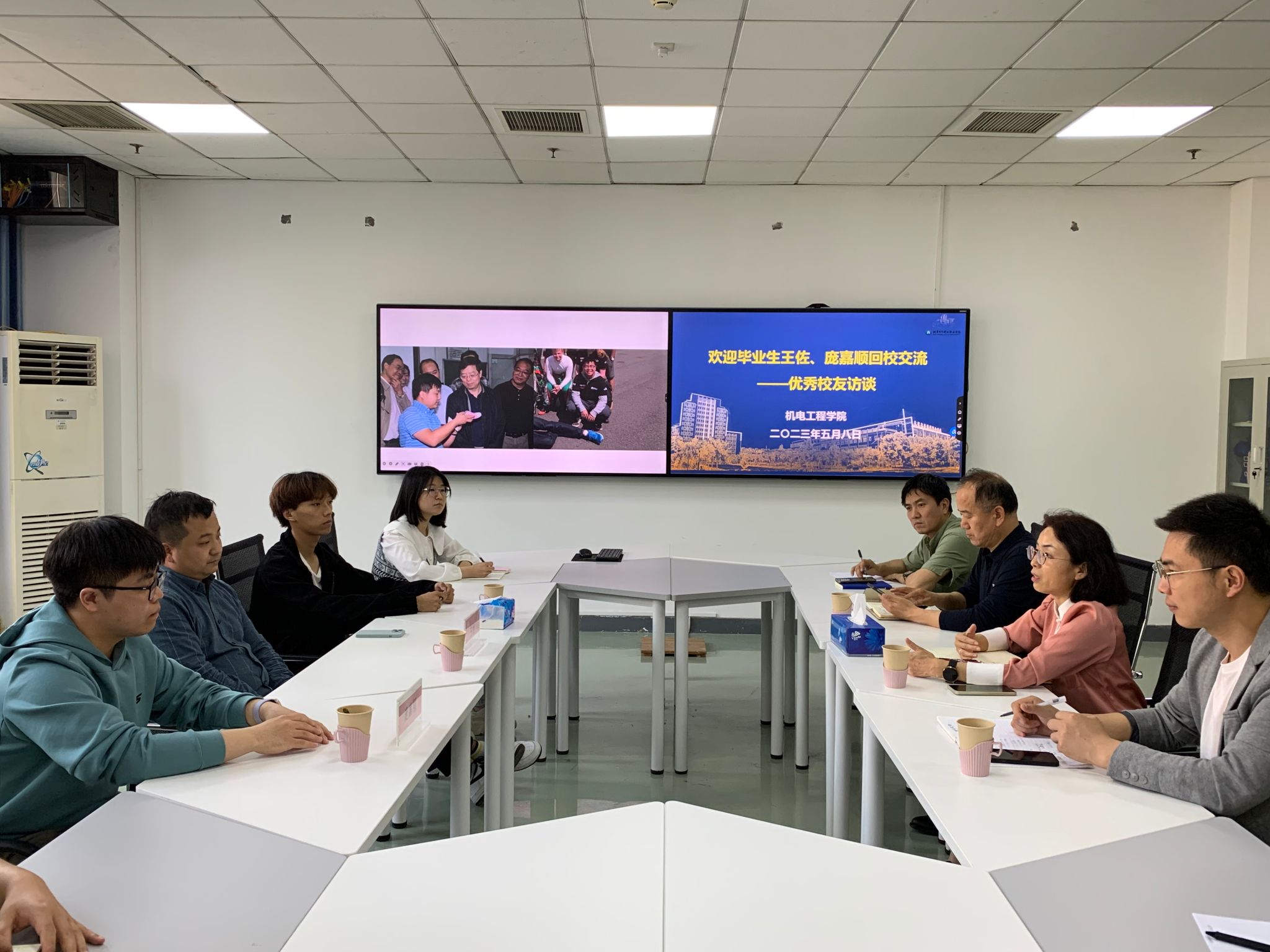 图1 采访现场.jpg