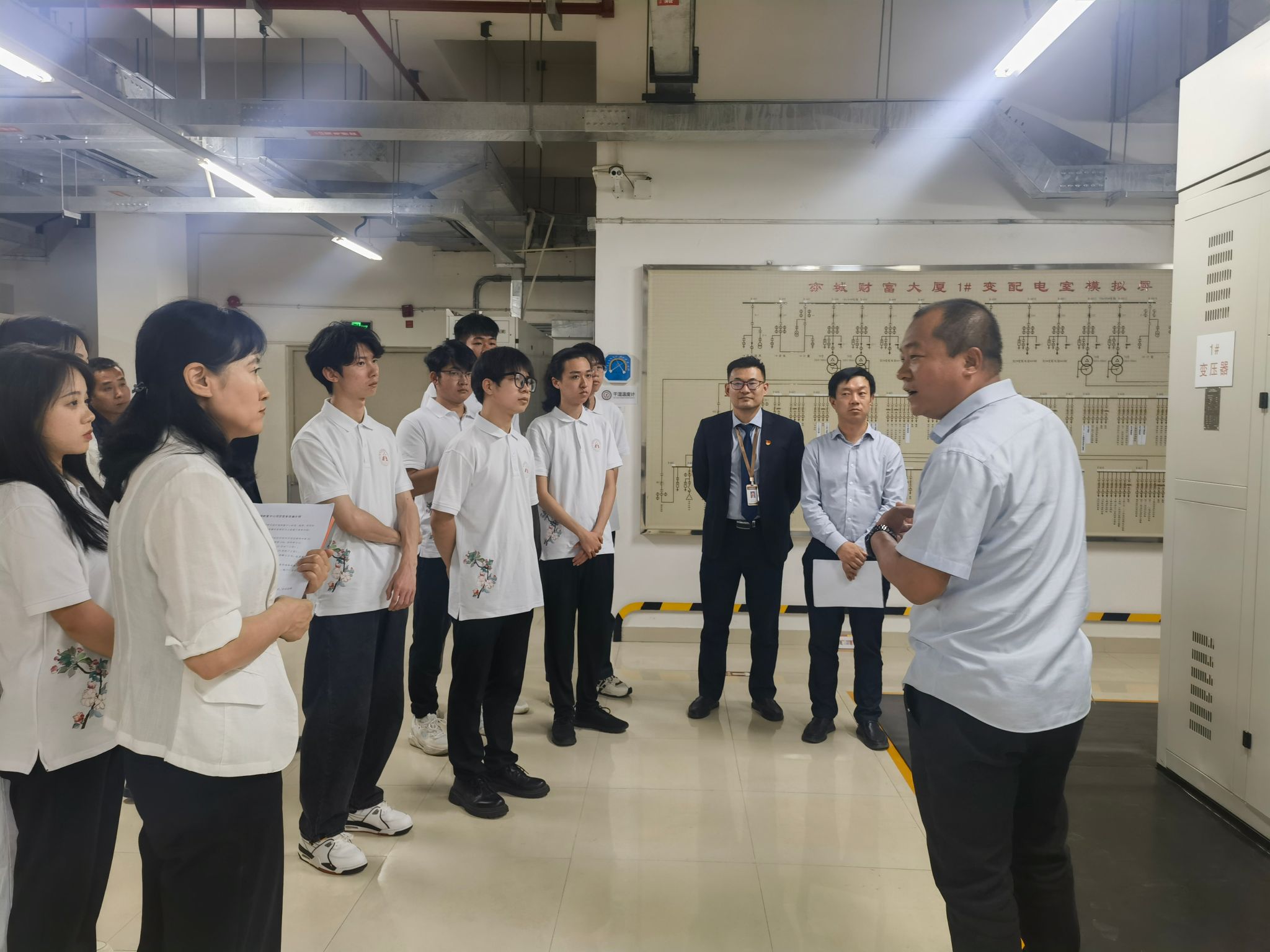 现场1.jpg 现场1.jpg