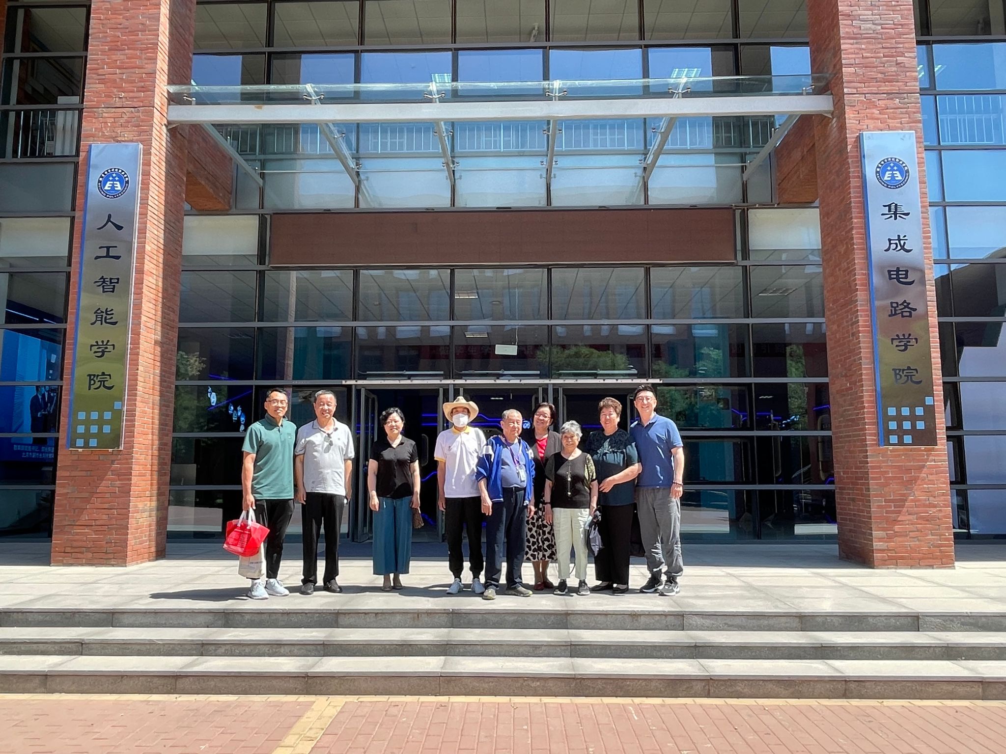 2f91b7b70c1ac3997d5224c6d1358d6.jpg 2f91b7b70c1ac3997d5224c6d1358d6.jpg