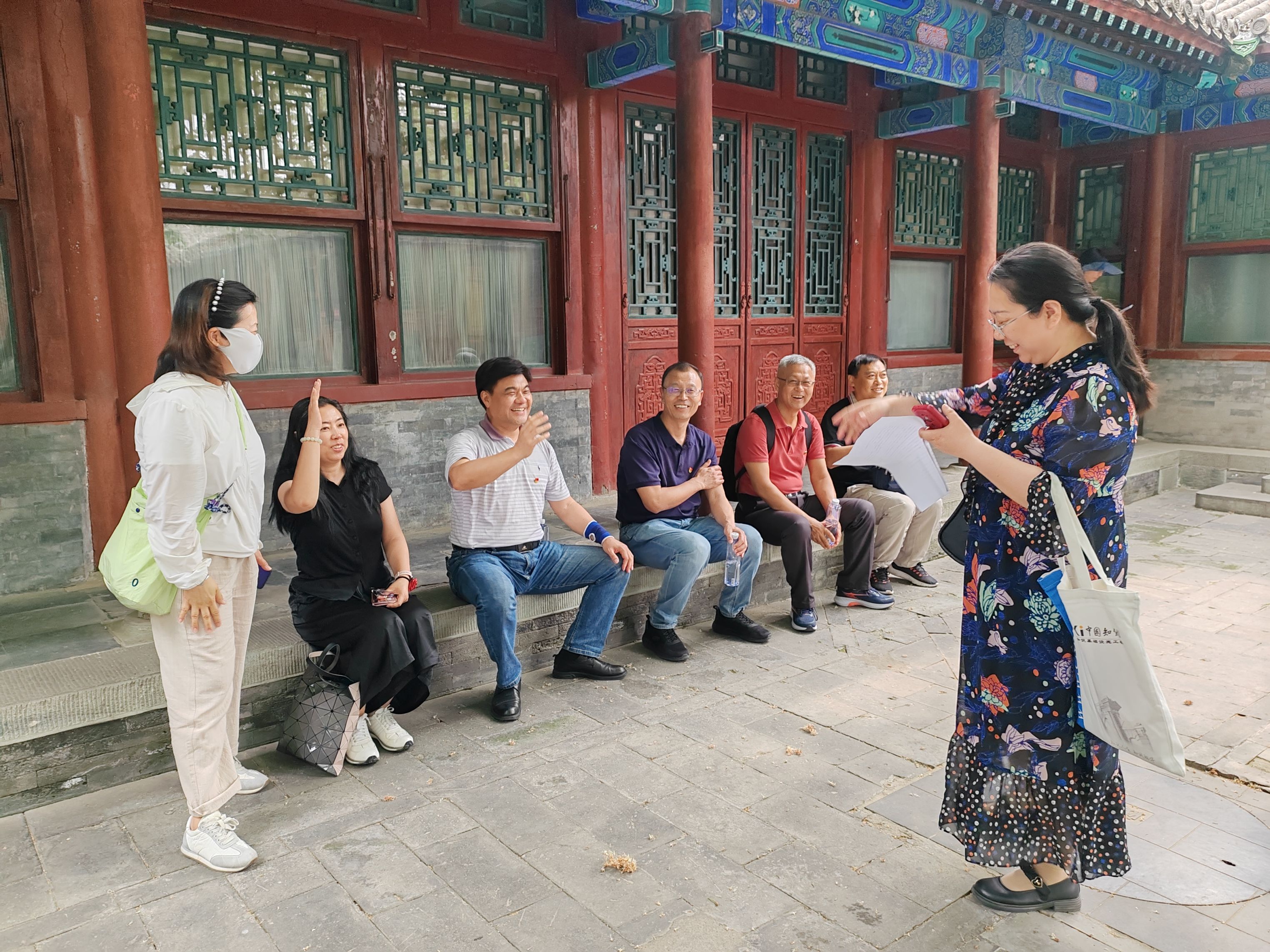 清风入馆润初心 廉韵书香映使命2.jpg