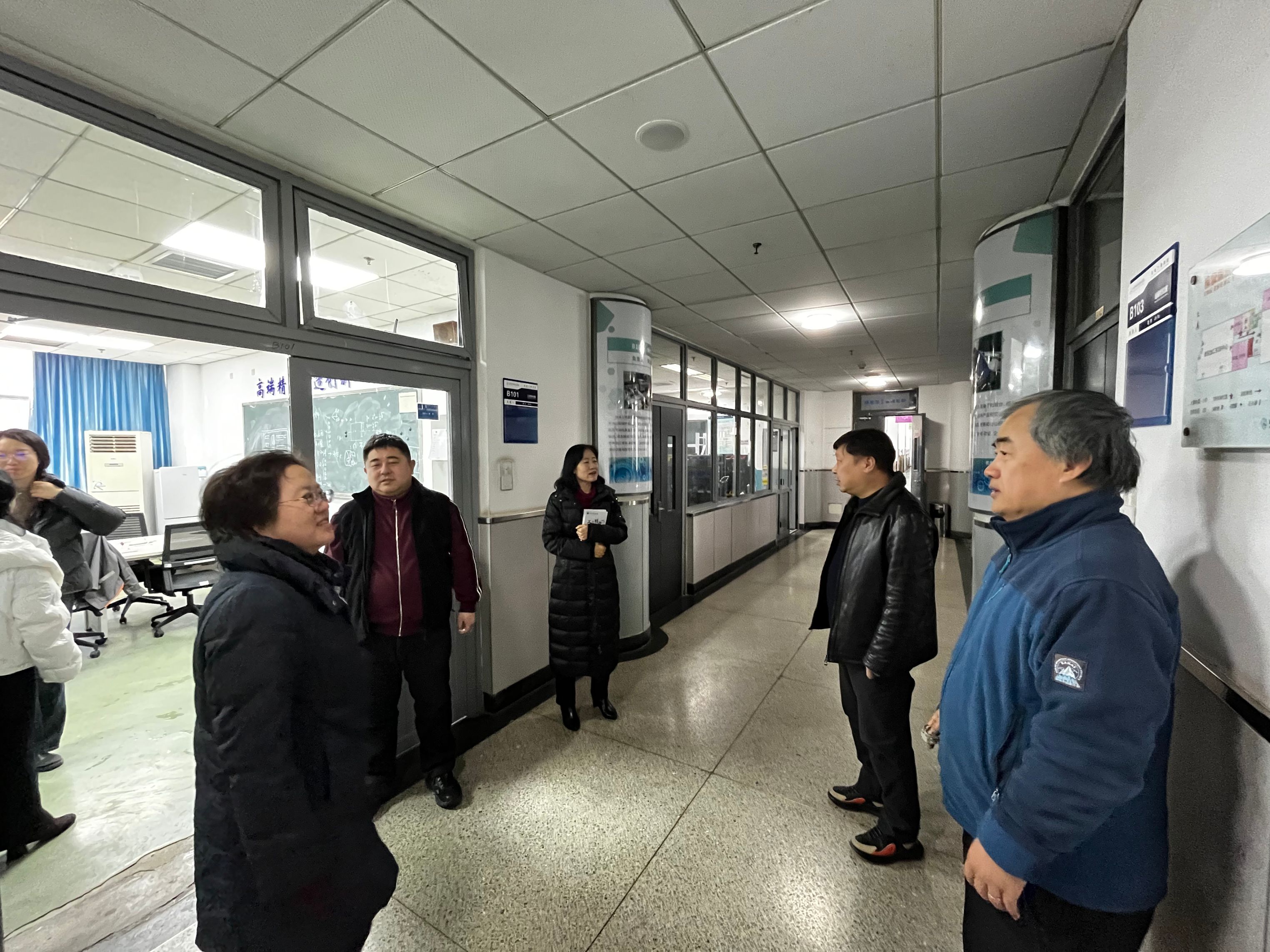 71b713c2b4fb6adbb38d630cfc16557.jpg 71b713c2b4fb6adbb38d630cfc16557.jpg